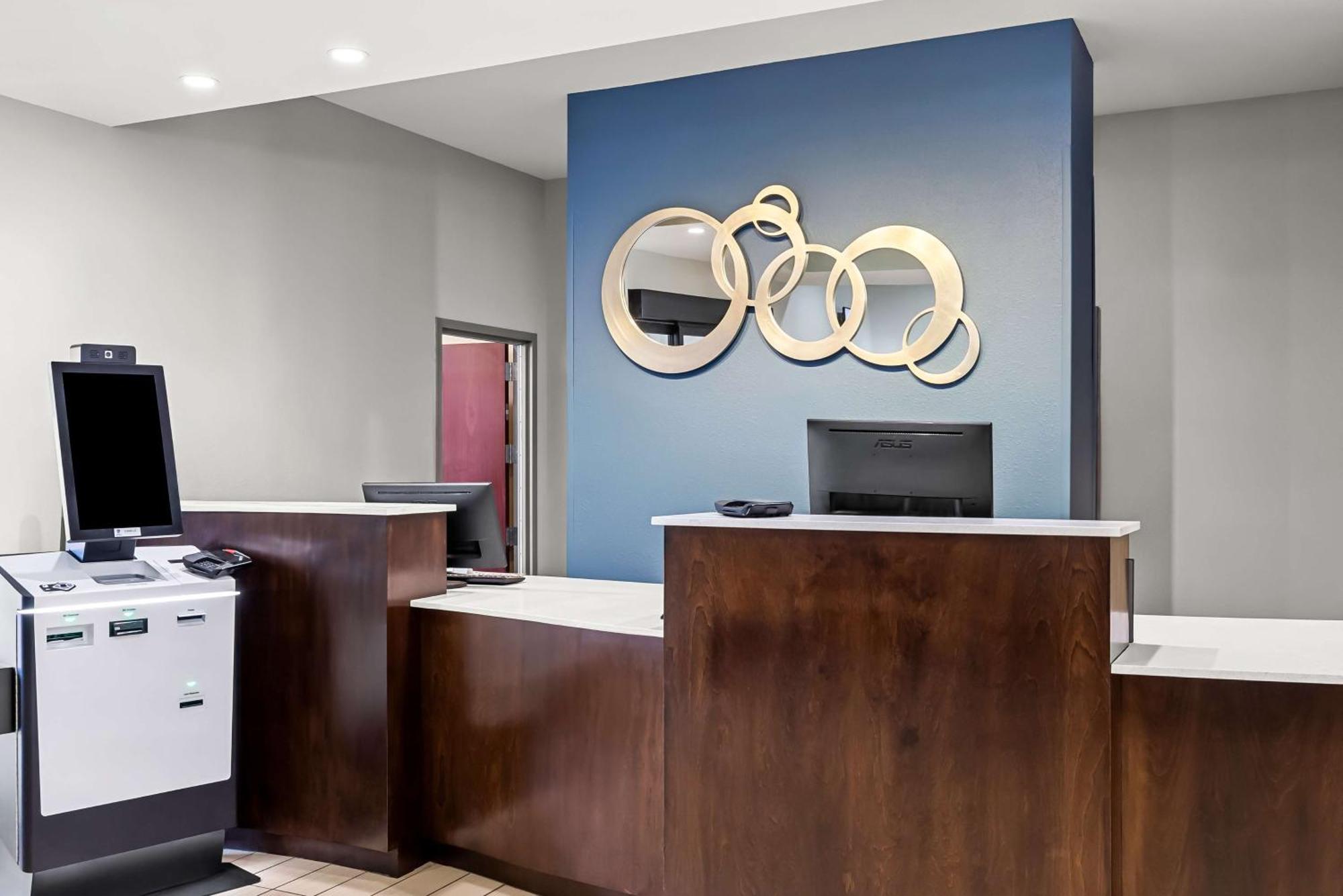 Best Western St. Louis Airport North Hotel & Suites Hazelwood Eksteriør bilde