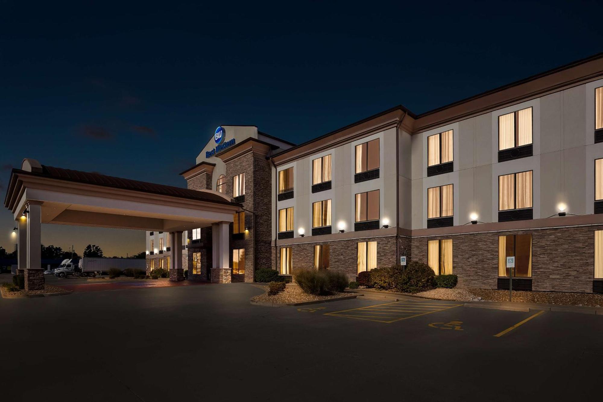 Best Western St. Louis Airport North Hotel & Suites Hazelwood Eksteriør bilde